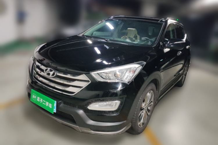 Used Hyundai Santa Fe Classic 2013 3.0L 4x4 Premium Edition 7-Seater Euro IV