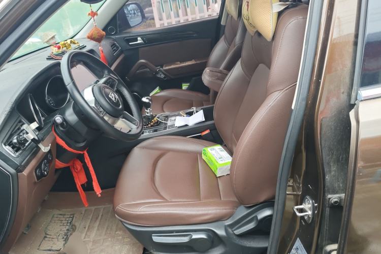 Used Zotye T600 2016 Sports Edition 1.5T Manual Luxury Model Left Front Seat