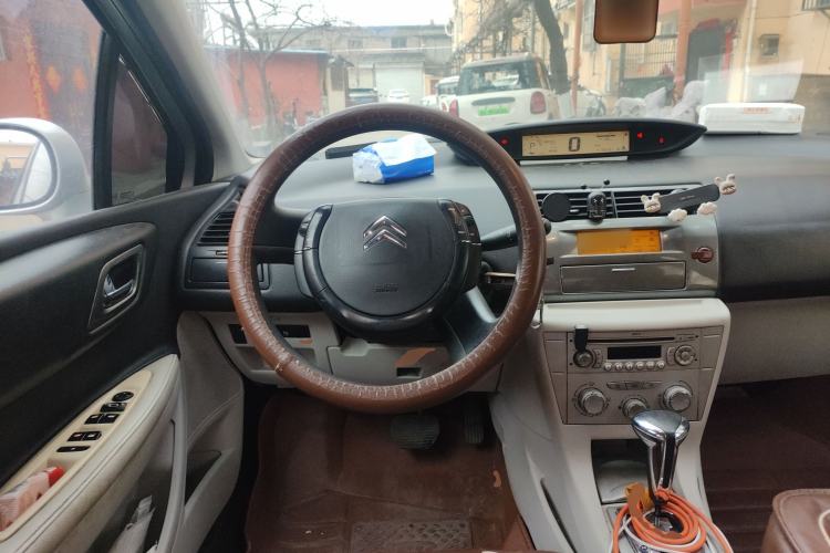 Used Citroen C-Quatre 2011 Sedan 1.6L Automatic Fashion Edition Steering Wheel