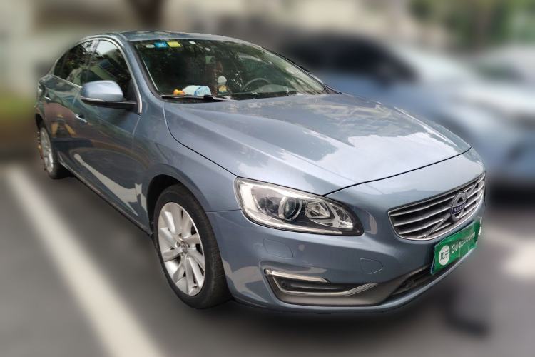 Used Volvo S60 2017 S60L T4 Smart Range Edition

