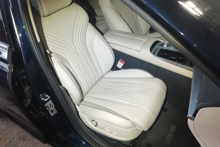 Used Genesis G80 2023 2.5T Rear-Drive Flagship Edition
