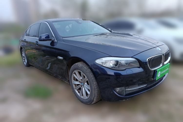 Used BMW 5 Series 2013 525Li Luxury Model Front Right 45 Deg