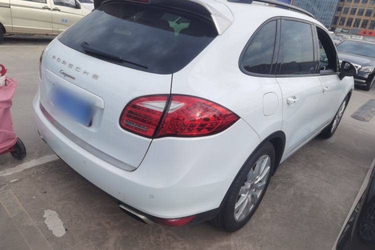 Used Porsche Cayenne 2014 Cayenne Platinum Edition 3.0T
