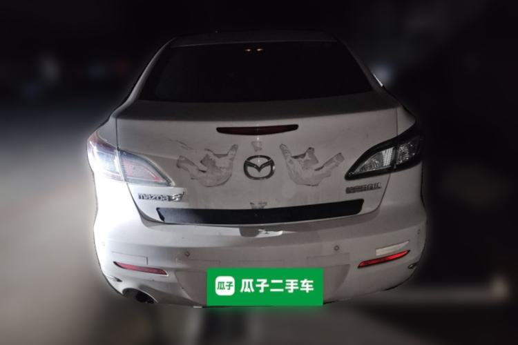 Used Mazda Mazda 3 2015 Sedan 1.6L Automatic Elite Model
