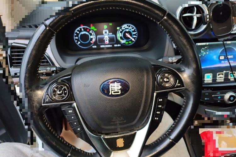 Used BYD Tang New Energy 2015 2.0T Four-Wheel-Drive Flagship Model Steering Wheel