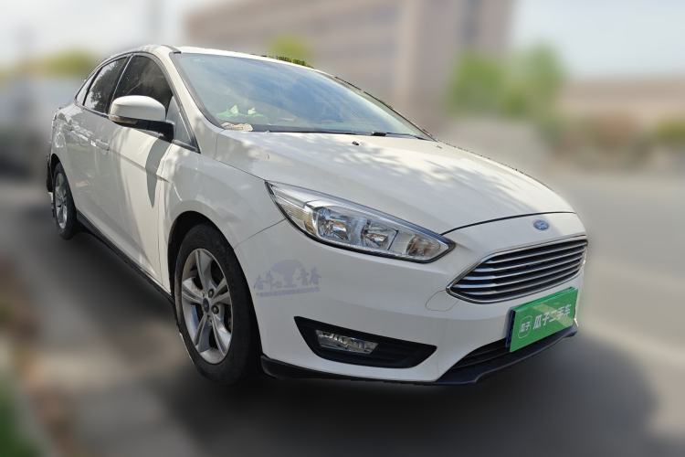 Used Ford Focus 2015 Sedan 1.6L Automatic Comfort Model
