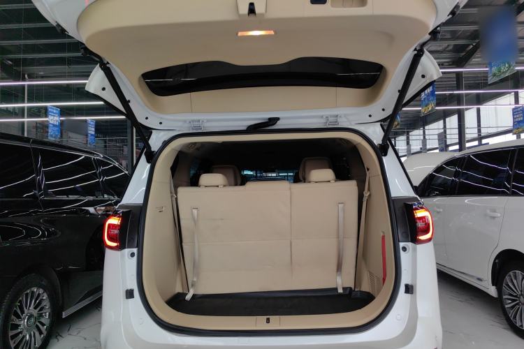 Used Buick GL8 2023 ES Lu Zun Deluxe Model