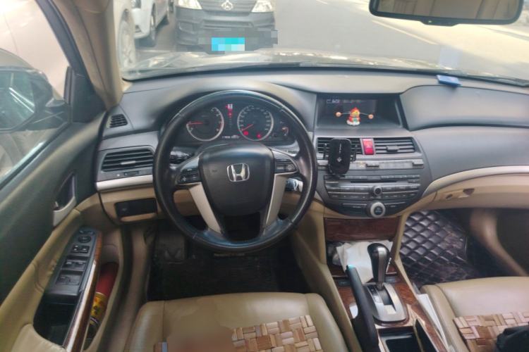 Used Honda Accord 2012 2.0L SE
