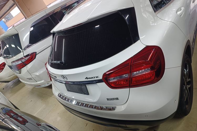 Used Mercedes-Benz GLA 2016 GLA 220 4MATIC Fashion Edition
