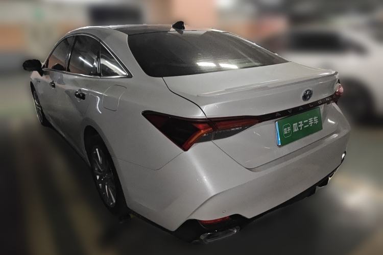 Used Toyota Avalon 2022 Dual-Engine 2.5L XLE Premium Edition