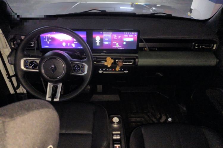 Used Baojun Spark 2023 Intelligent Premium Edition Center Console