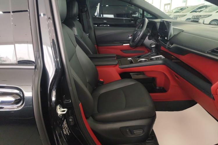 Used Toyota Granvia 2024 2.5L Hybrid Prestige PLUS Edition