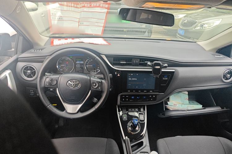 Used Toyota Levin Hybrid E+ 2019 1.8L PH V E-CVT Luxury Edition Center Console