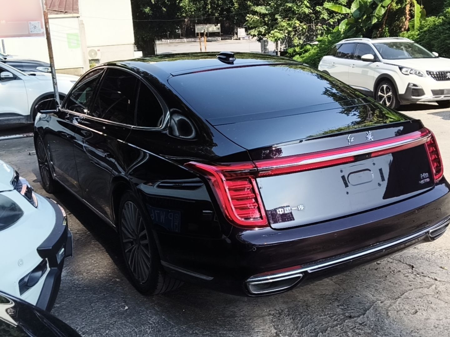Hongqi H9 2023 2.0T Smart Connect Flagship Edition - Chinese Trim Xiang — снимка 4