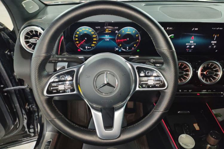 Used Mercedes-Benz GLB 2023 GLB 220 Fashion Model
