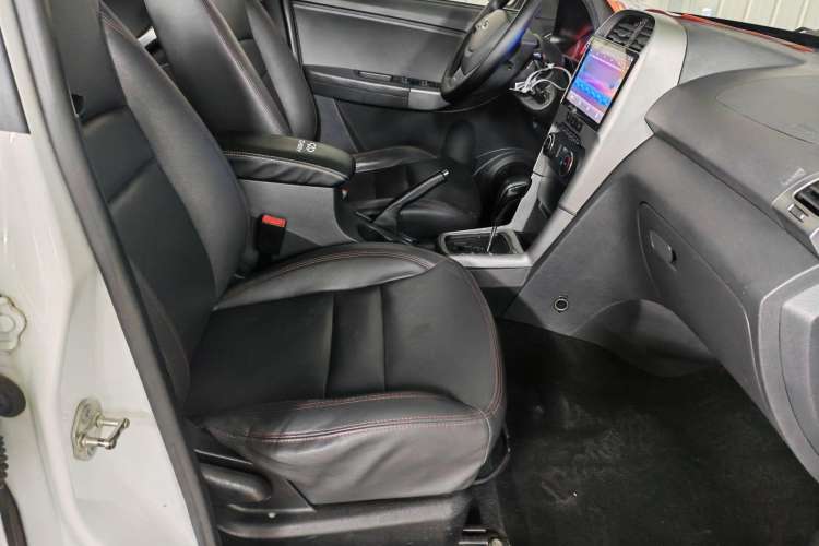 Used Chery Tiggo 3 2015 1.6L CVT ZhiShang Commemorative Edition