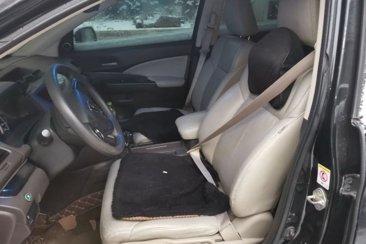 Used Honda CR-V 2012 2.0L two-wheel drive urban version
