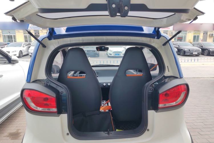 Used Baojun E100 2019 250KM Smart Drive Edition Trunk