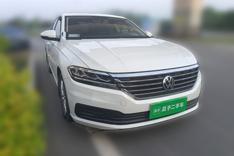 Used Volkswagen Lavida 2021 1.5L Automatic Fashion Edition Front Right 45 Deg