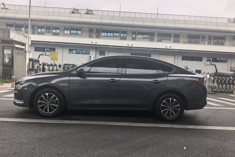 Used BYD Qin Pro New Energy 2019 DM Super Edition 1.5TI Automatic Smart Connect X-Trail Model China VI Standard Exterior 5