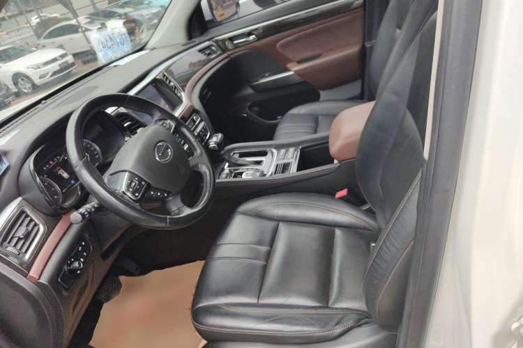 Used GAC Trumpchi GS8 2017 320T Two-Wheel Drive Luxury Smart Connectivity Version (7 Seats)
