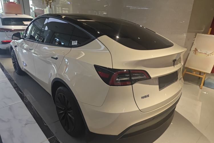 Used Tesla Model Y 2024 Rear-Wheel-Drive Version
