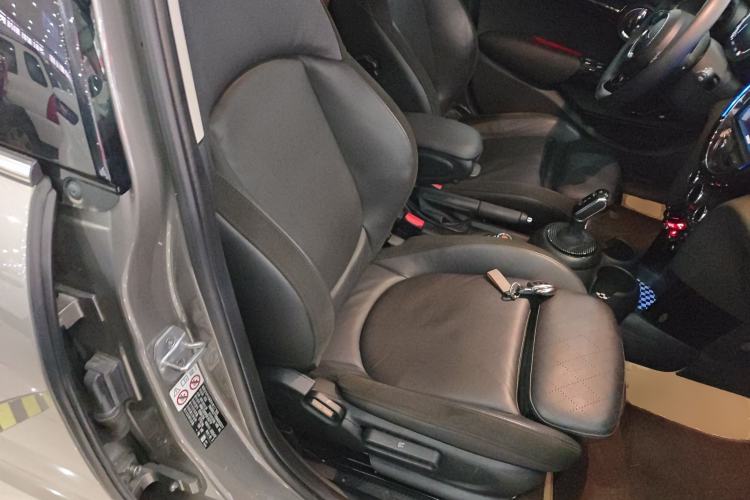 Used MINI MINI 2021 1.5T COOPER Artist Five-Door Edition