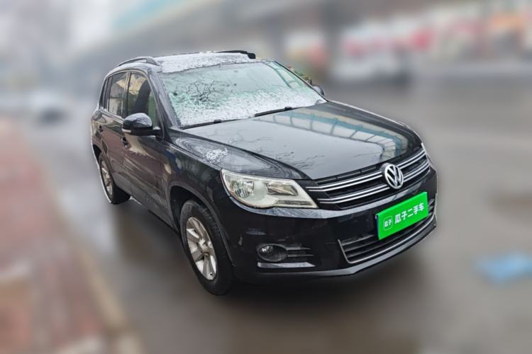 Used Volkswagen Tiguan 2010 1.8 TSI Automatic Two-Wheel Drive Trend Edition Front Right 45 Deg