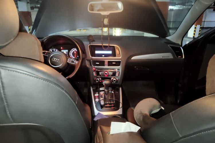 Used Audi Q5 2018 Collector's Edition 40 TFSI Technology Model
