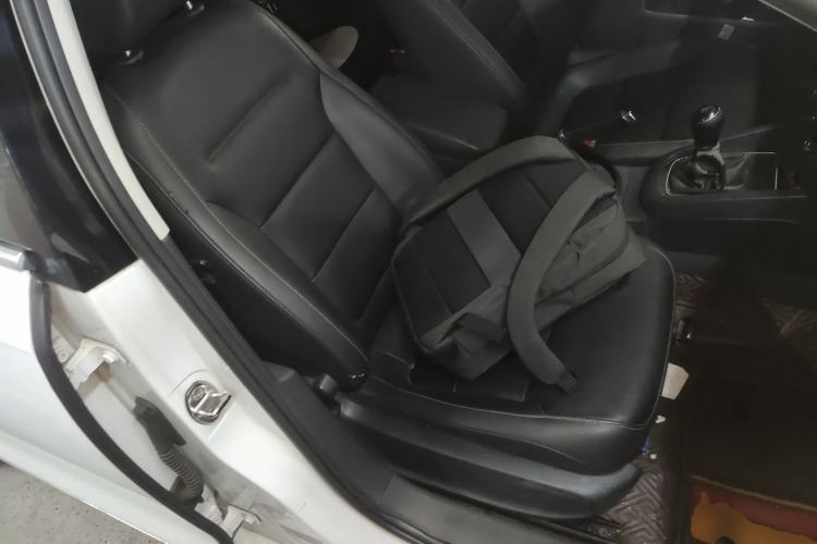 Used Volkswagen Sagitar 2015 230TSI Manual Comfort Version
