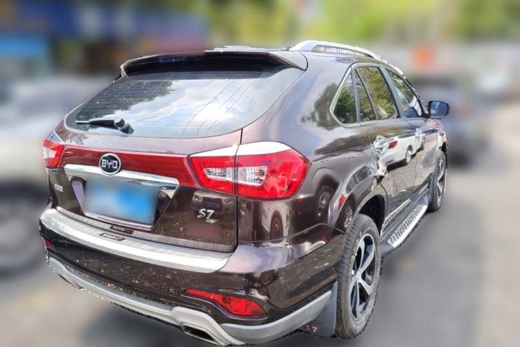 Used BYD S7 2016 2.0T Automatic Prestige Edition Rear Right 45 Deg