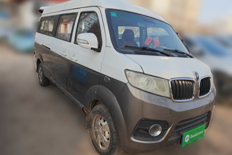 Used Jinbei New Hiace X30L 2016 1.3L Wealth Edition DLCG12 Front Right 45 Deg