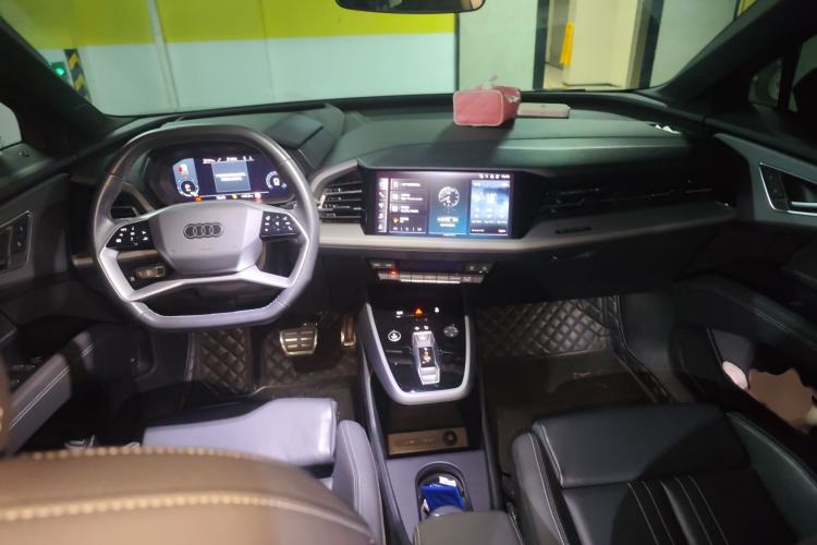 Used Audi Q5 e-tron 2023 40 e-tron Shining Edition Mecha Kit
