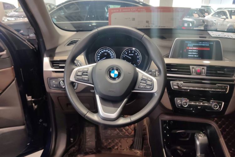 Used BMW X1 2019 sDrive18Li Premium Edition Steering Wheel