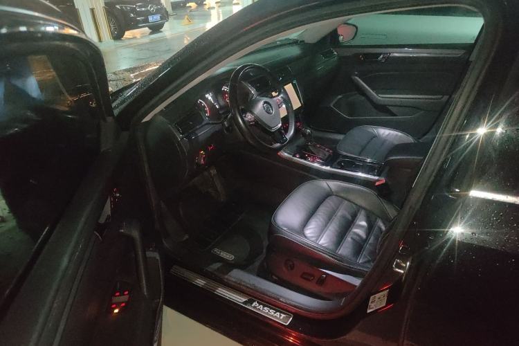 Used Volkswagen Passat 2017 330TSI DSG Luxury Edition