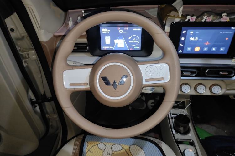 Used Wuling Hongguang MINIEV 2024 3rd Generation 215km Youth Edition