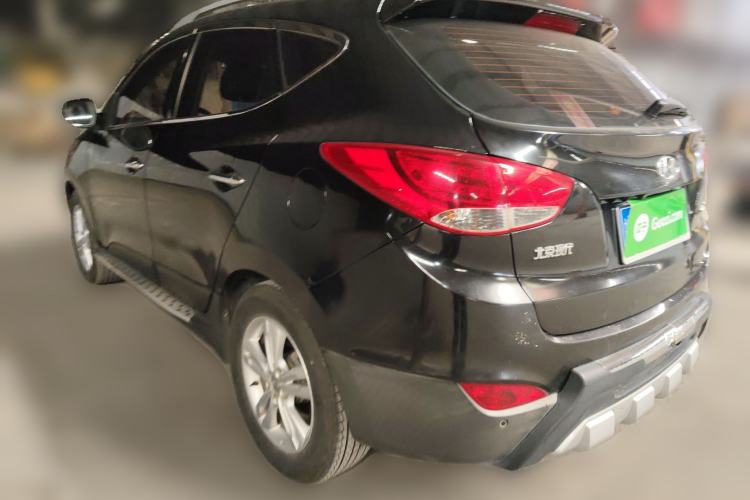 Used Hyundai ix35 2012 2.0L Automatic Two-Wheel Drive Elite Edition GLS
