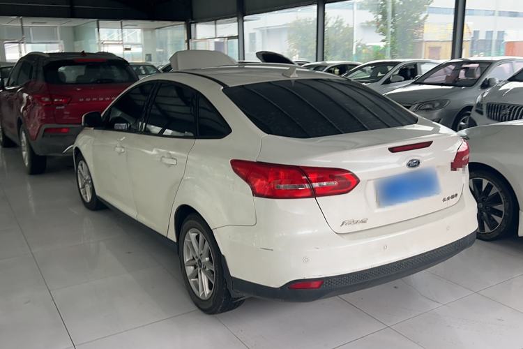 Used Ford Focus 2018 Sedan Classic 1.6L Automatic Trendy SmartDrive Edition