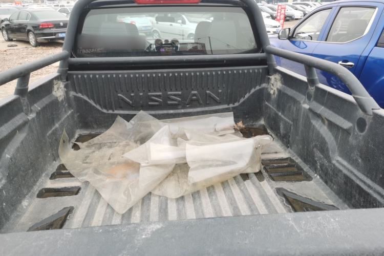 Used Dongfeng Ruichi 6 2021 2.3T Manual Two-Wheel Drive Diesel Standard Version with Flat-Base Long Cargo Bed M9T
