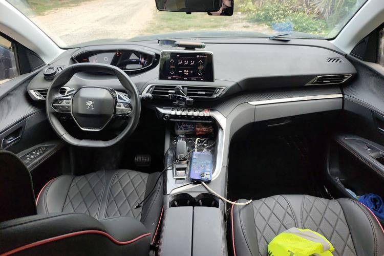 Used Peugeot 5008 2017 350THP 7-Seater Elite Edition