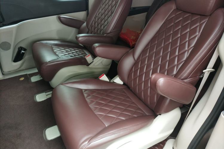 Used Buick GL8 2021 Land Cruiser Executive Class 652T Comfort Model