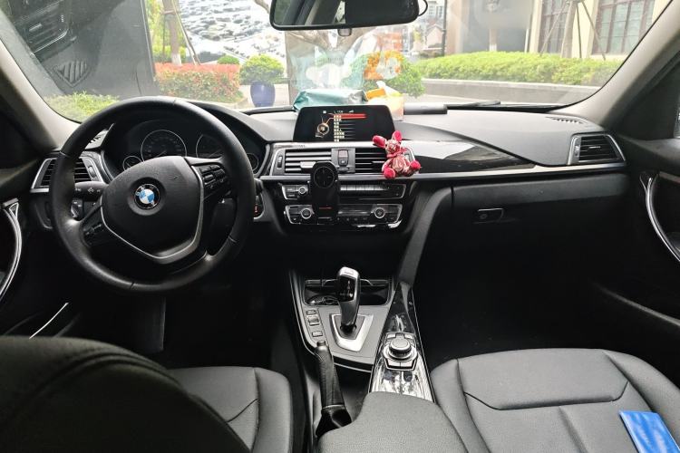 Used BMW 3 Series 2016 320Li Fashion Model
