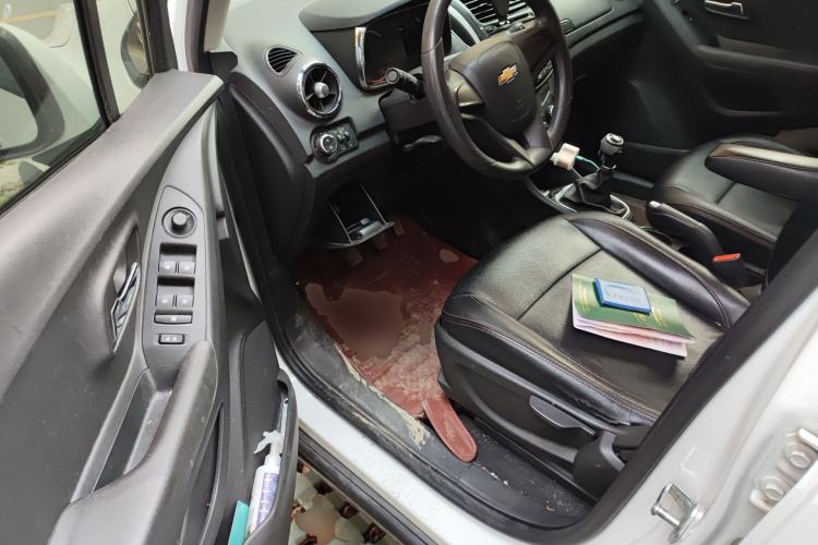 Used Chevrolet Trax 2016 1.4T Manual Two-Wheel Drive Comfort Version with Sunroof