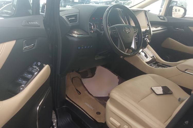 Used Toyota Alphard 2020 Dual-Engine 2.5L Prestige Edition