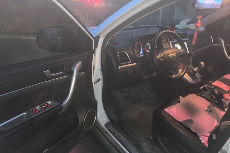 Used Haval H6 2017 Blue Label Sport Edition 1.5T Manual Two-Wheel Drive Elite Model Driver Seat