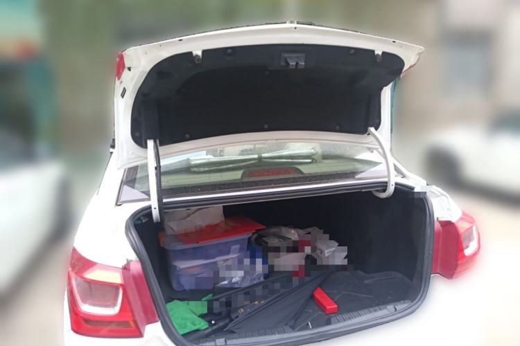 Used Chevrolet Cruze 2015 1.5L Classic SE AT Trunk