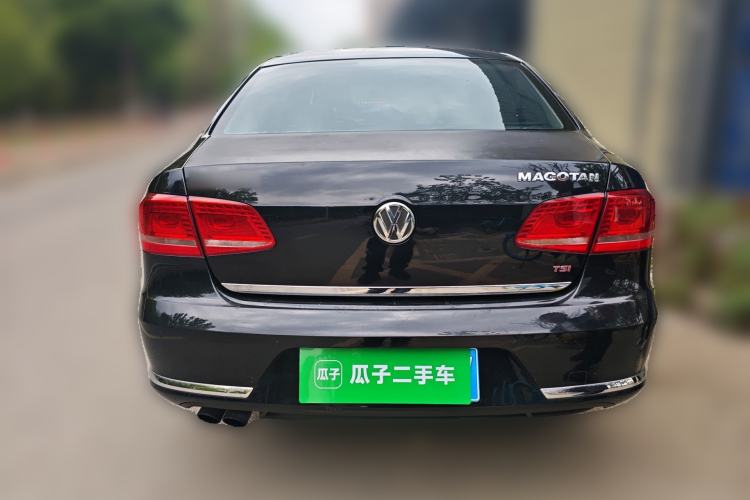 Used Volkswagen Magotan 2012 Facelift 2.0 TSI Prestige Model