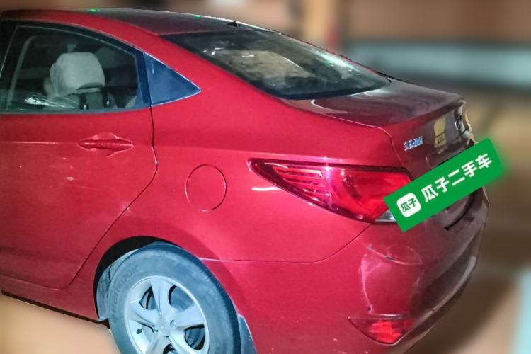 Used Hyundai Verna (older generation) 2014 1.4L Automatic Smart GLS Rear Left 45 Deg