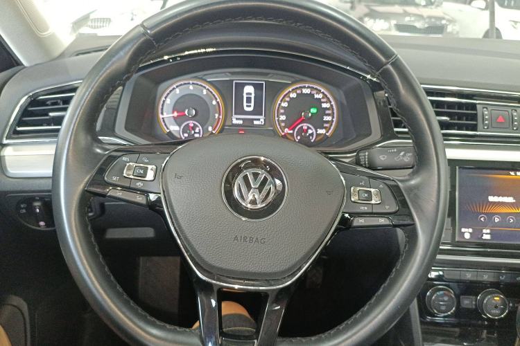 Used Volkswagen Lamando 2019 280TSI DSG Comfort Edition China VI standard