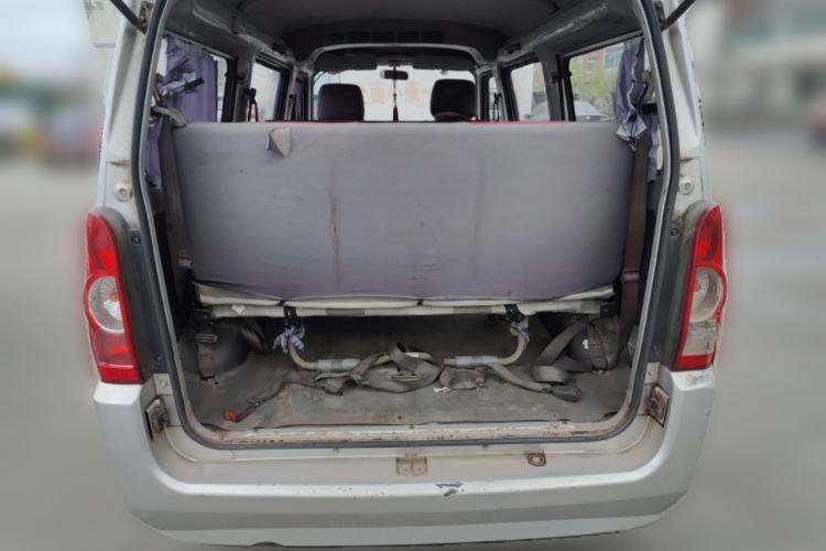 Used Wuling Rongguang 2011 1.2L Base Version Trunk